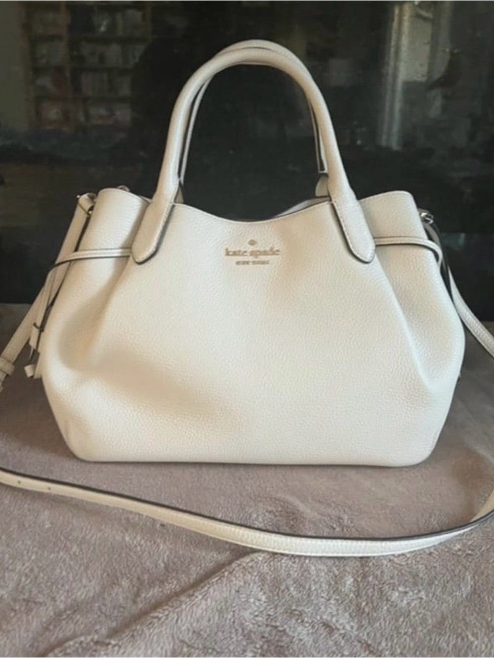 Kate Spade New York Dumpling Large
Satchel in Parchment